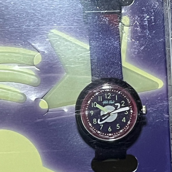 Swatch /flik flak kids watch set. Glow in the dark. New in box - Picture 2 of 4